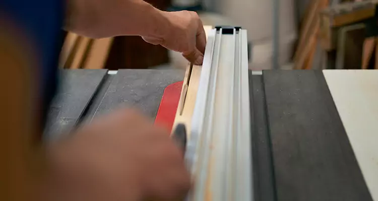 Bifold Door Seal Repair in Westchase, FL