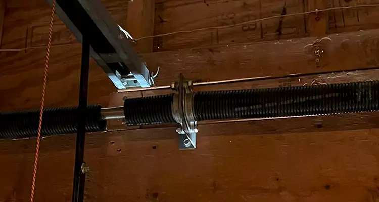 Garage Door Lift Cable Replacement in Westchase, FL