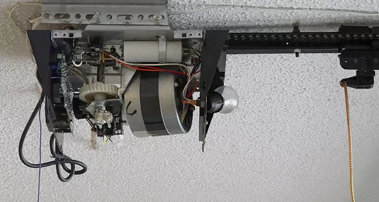 Garage Door Motor Replacement in Westchase, FL