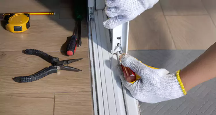 Closet Sliding Door Track Repair in Westchase, FL