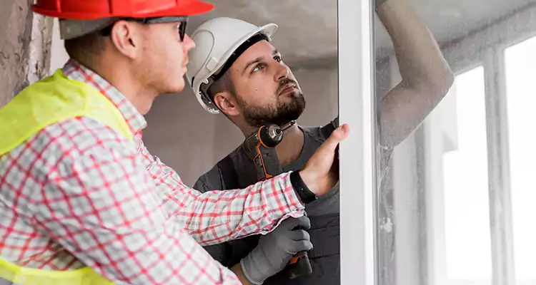 Sliding Patio Door Sticking? Expert Repair in Westchase, FL.