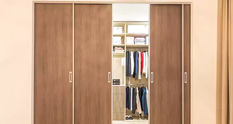Sliding Closet Wardrobe Repairs in Westchase, FL