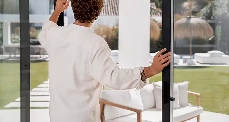Fix Backyard Sliding Door Hard To Operate in Westchase, FL