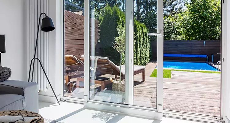 Fixing A Sliding Screen Door Roller in Westchase, FL